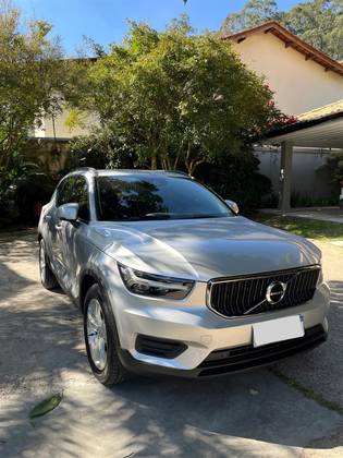 VOLVO XC40 2.0 T4 GASOLINA GEARTRONIC VOLVO XC40 2.0 T4 GASOLINA GEARTRONIC